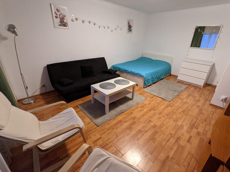 Virtutii, garsoniera decomandata 40 mp, cf. 1, mobiliata, utilata.